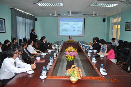 Lãnh đạo Đại học Quốc gia Chonbuk, Hàn Quốc thăm và làm việc với trường ĐHYD Huế